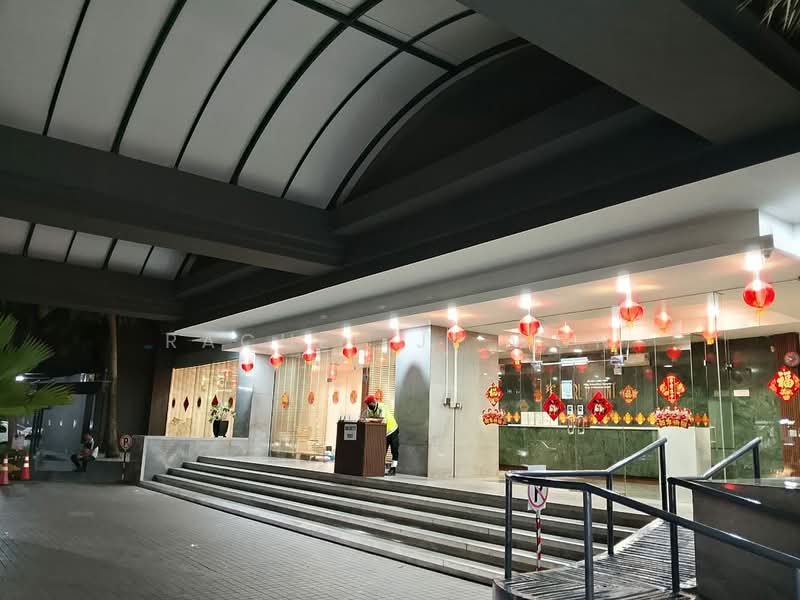 Kondominium untuk Disewa di The Pearl (Pearl Point) - Rachel Ji Won - Entrance - PropertyGuru.com.my