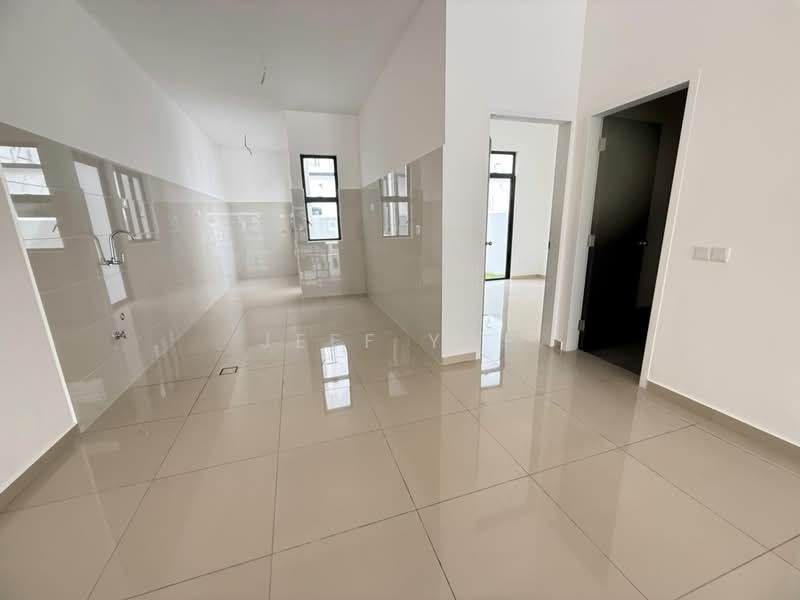 Cluster House for Sale in Eco Botanic 2 (Iskandar Puteri (Nusajaya)) - Jeff Yap - Kitchen - PropertyGuru.com.my