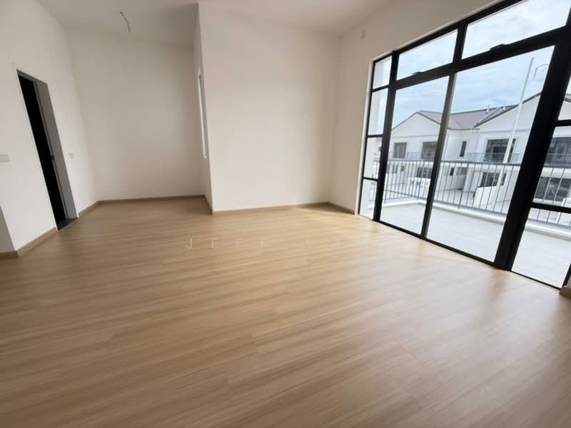 Cluster House for Sale in Eco Botanic 2 (Iskandar Puteri (Nusajaya)) - Jeff Yap - Balcony - PropertyGuru.com.my