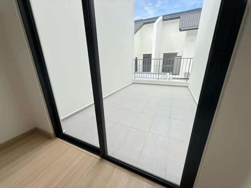 Cluster House for Sale in Eco Botanic 2 (Iskandar Puteri (Nusajaya)) - Jeff Yap - Balcony - PropertyGuru.com.my