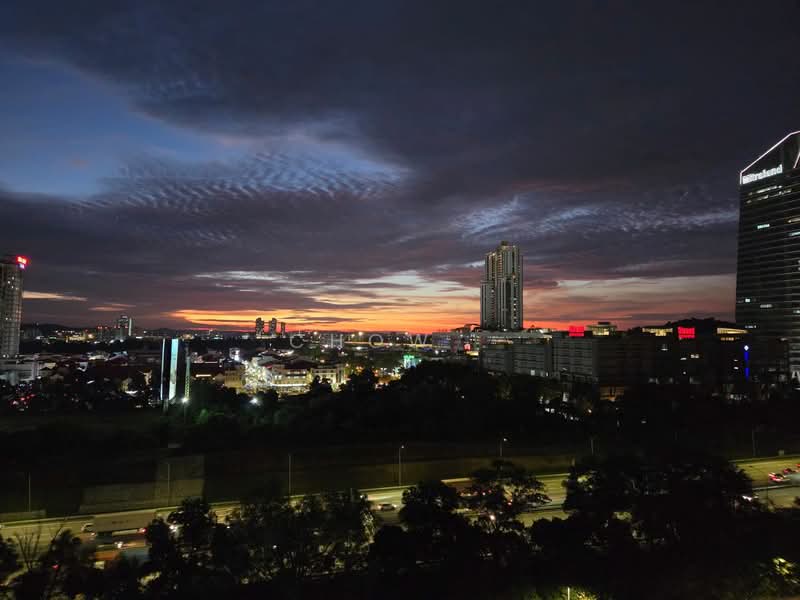 Condominium for Sale at Palm Spring @ Damansara - Chow . - Exterior - PropertyGuru.com.my