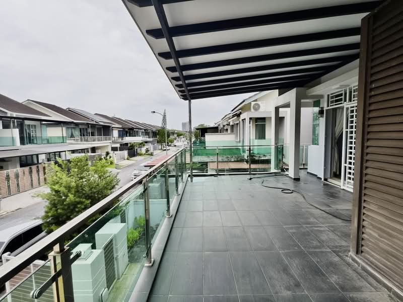 Nusa Duta untuk Untuk Disewa - RM 3,700 /bulan, Mac 2026 - Balcony - PropertyGuru.com.my