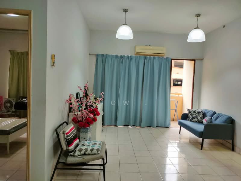 Condominium for Sale at Palm Spring @ Damansara - Chow . - Living Room - PropertyGuru.com.my