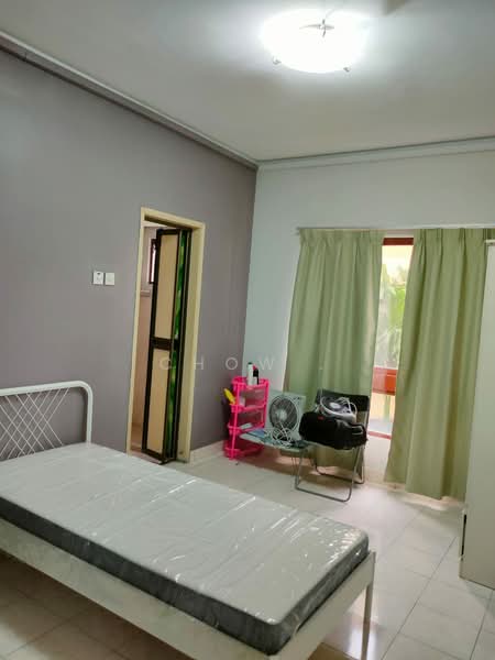 Condominium for Sale at Palm Spring @ Damansara - Chow . - Bedroom - PropertyGuru.com.my