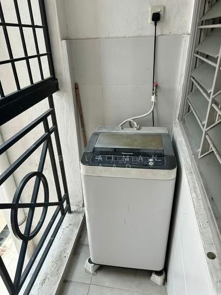 Forest Green untuk Untuk Disewa - RM 1,280 /bulan, Mac 2026 - Balcony - PropertyGuru.com.my