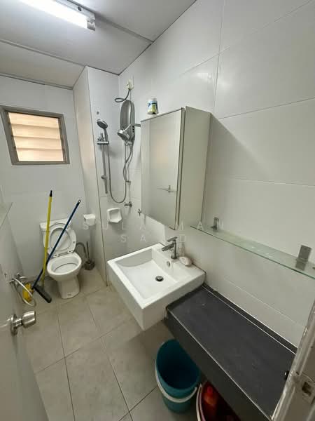 Forest Green untuk Untuk Disewa - RM 1,280 /bulan, Mac 2026 - Bathroom - PropertyGuru.com.my