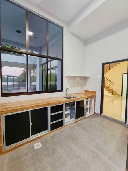 Cluster House for Rent in Taman Adda Heights (Tebrau) - Daniel Ling - Kitchen - PropertyGuru.com.my