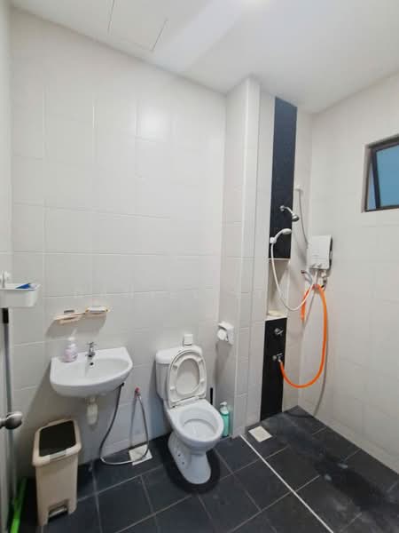 Cluster House for Rent in Taman Adda Heights (Tebrau) - Daniel Ling - Bathroom - PropertyGuru.com.my