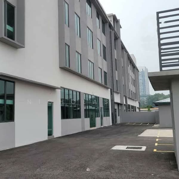 Semi-D Factory for Rent in Kawasan Perindustrian Balakong (Balakong) - Nicholas Lee - Exterior - PropertyGuru.com.my