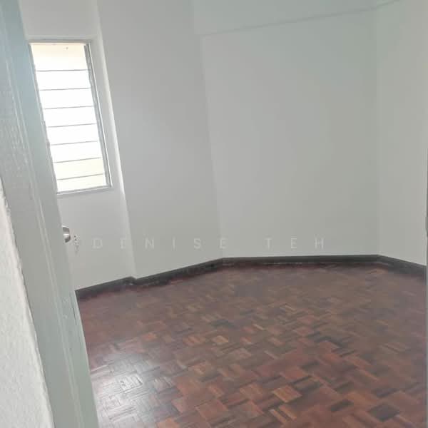 Taman Pekaka Block 33 untuk Untuk Disewa - RM 1,000 /bulan, Mac 2026 - Interior - PropertyGuru.com.my