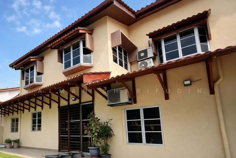2-storey Terraced House for Sale in Subang Jaya (Selangor) - Salman Sharifudin - Exterior - PropertyGuru.com.my