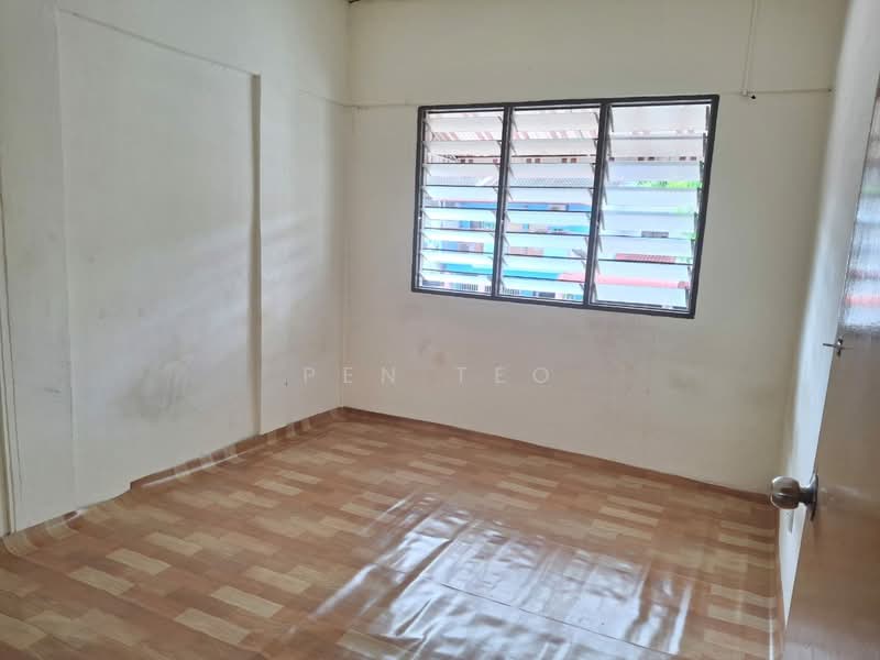Untuk Disewa - 2 Storey Terrace, Bukit Gedung, Bayan Baru, Penang.