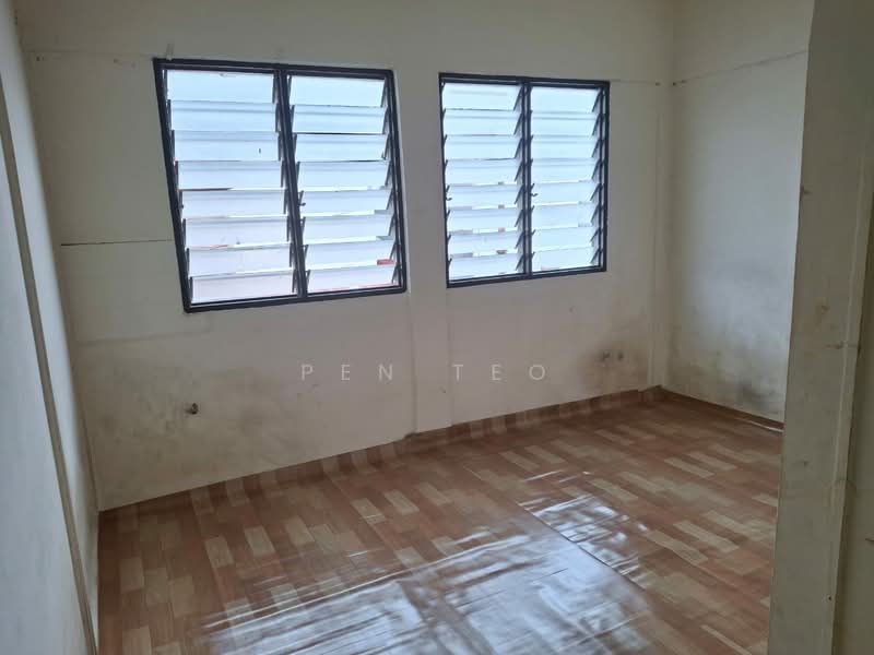 Untuk Disewa - 2 Storey Terrace, Bukit Gedung, Bayan Baru, Penang.