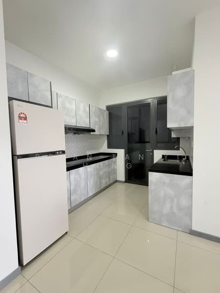 Service Residence for Rent at United Point (Residensi Berpadu) - Brian Tan Yi Hong - Kitchen - PropertyGuru.com.my