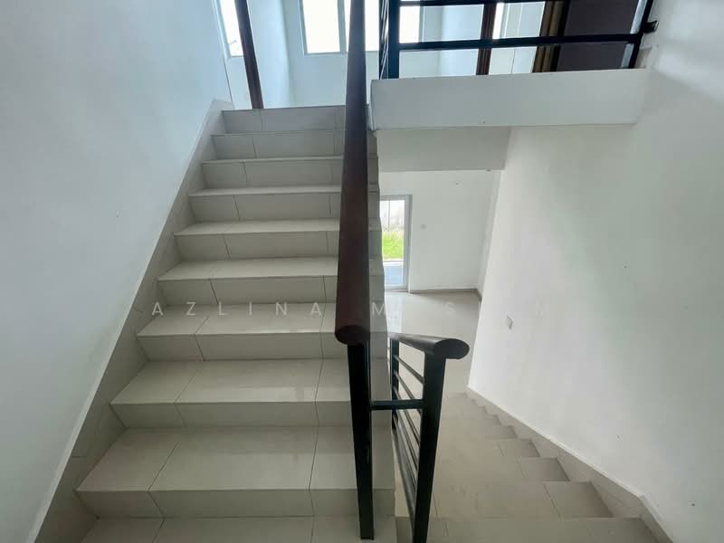 2-storey Terraced House for Sale in Taman Warisan (Batu Pahat) - Azlina Muslim - Interior - PropertyGuru.com.my