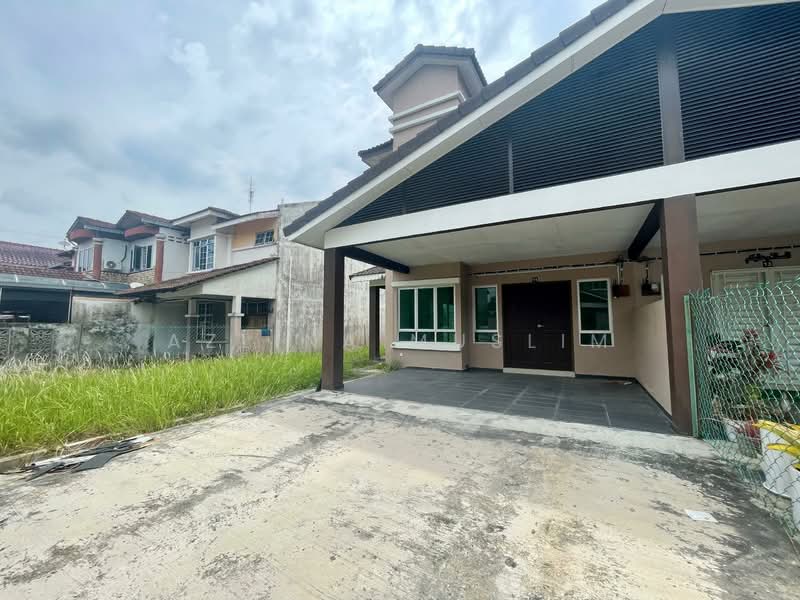 2-storey Terraced House for Sale in Taman Warisan (Batu Pahat) - Azlina Muslim - Exterior - PropertyGuru.com.my