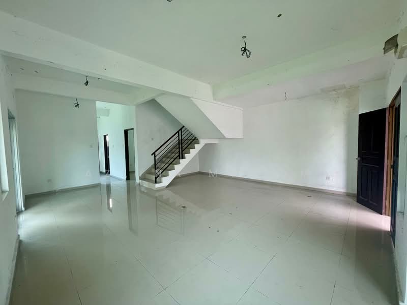2-storey Terraced House for Sale in Taman Warisan (Batu Pahat) - Azlina Muslim - Interior - PropertyGuru.com.my