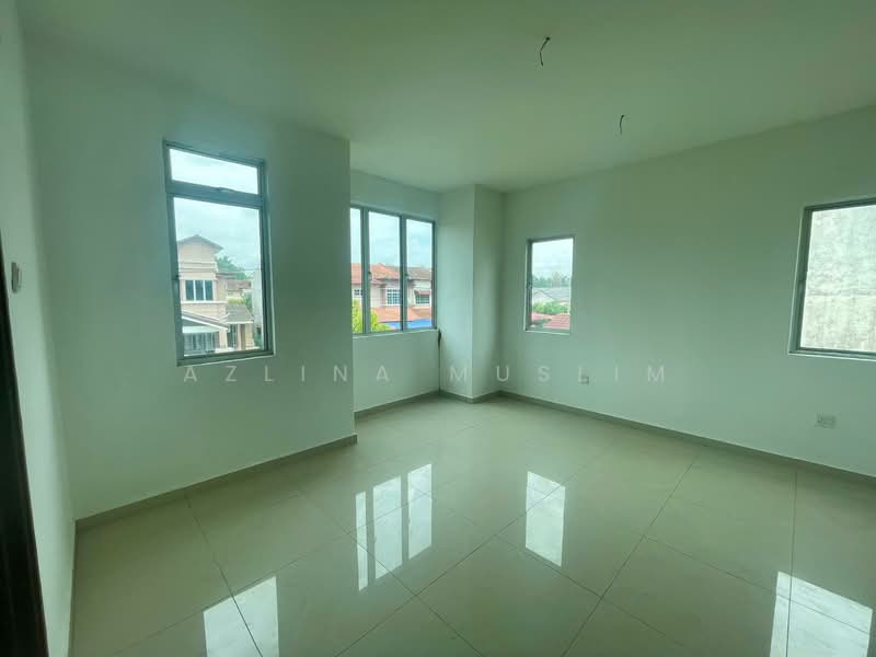 2-storey Terraced House for Sale in Taman Warisan (Batu Pahat) - Azlina Muslim - Interior - PropertyGuru.com.my
