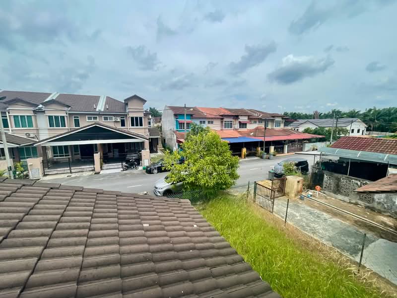 2-storey Terraced House for Sale in Taman Warisan (Batu Pahat) - Azlina Muslim - Exterior - PropertyGuru.com.my