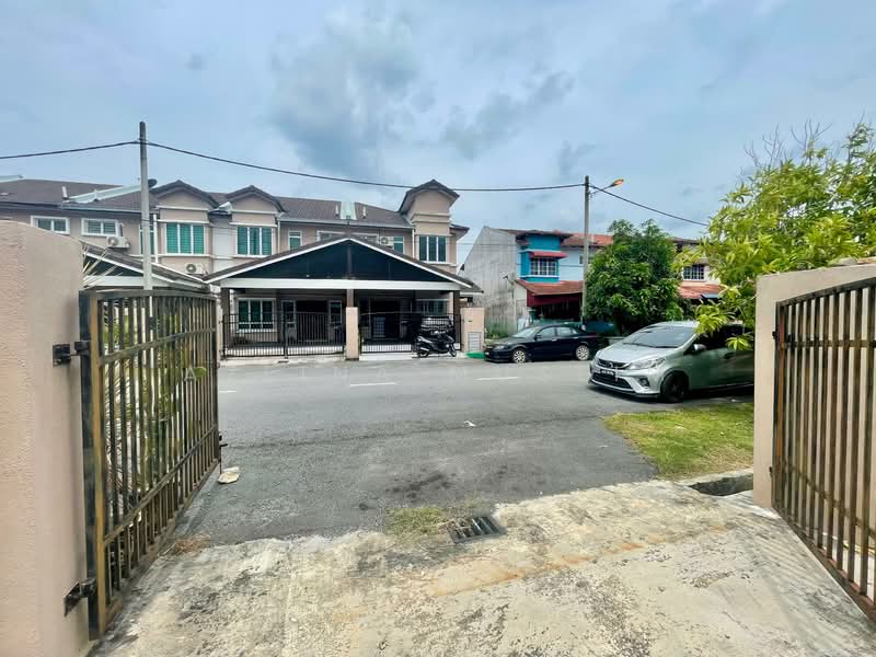 2-storey Terraced House for Sale in Taman Warisan (Batu Pahat) - Azlina Muslim - Exterior - PropertyGuru.com.my
