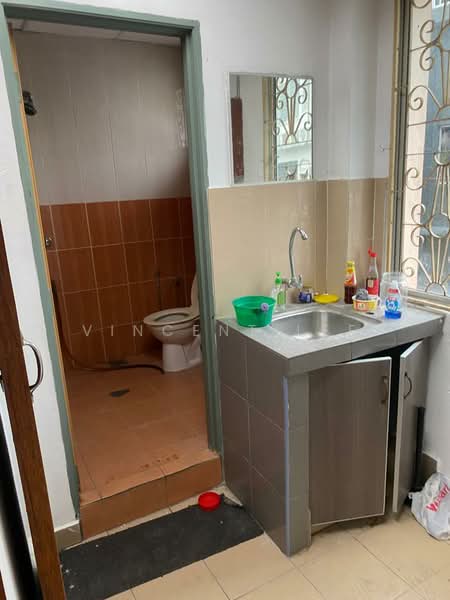 Office for Rent in Pudu (KL City Centre) - Vincent Lee - Bathroom - PropertyGuru.com.my