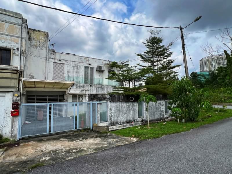 For Sale - Below Market Value; 2 Sty End Semi-D @ Damansara Jaya, Petaling Jaya