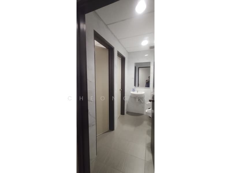 3 Two Square untuk Untuk Disewa - RM 6,500 /bulan, Apr 2026 - Bathroom - PropertyGuru.com.my