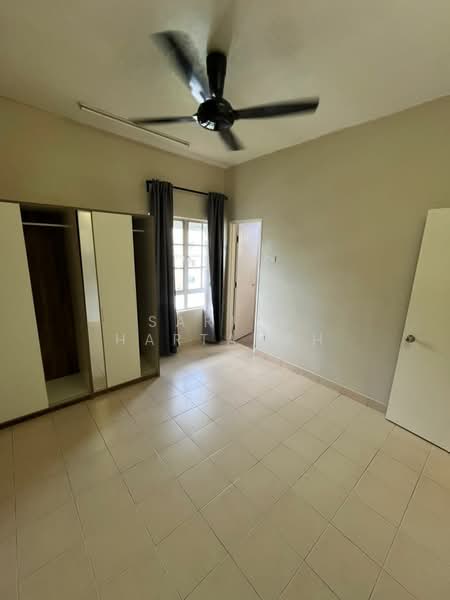 Apartment for Sale at Pangsapuri Kasuarina - Sariza Hartanah - Bedroom - PropertyGuru.com.my