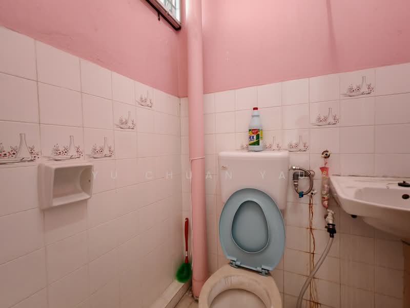 Kenanga Mewah Apartment untuk Untuk Dijual - RM 150,000, Mac 2026 - Bathroom - PropertyGuru.com.my