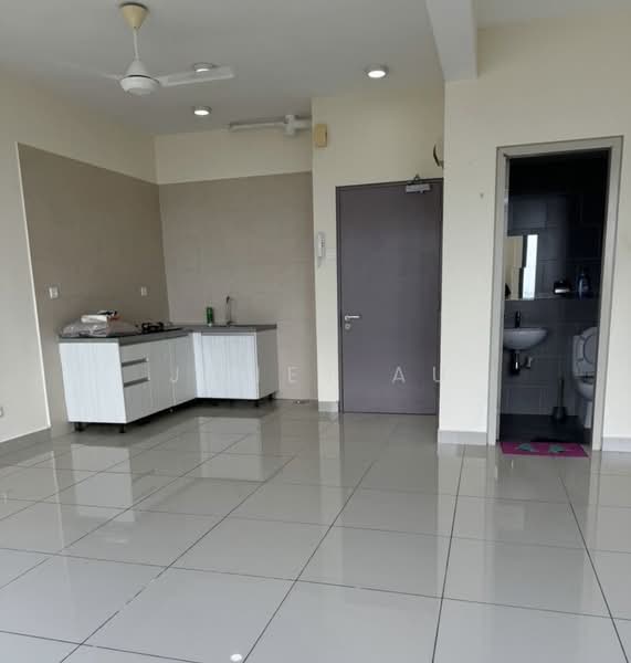 Servis Apartment untuk Disewa di Flexis @ One South - Janet Au - Kitchen - PropertyGuru.com.my