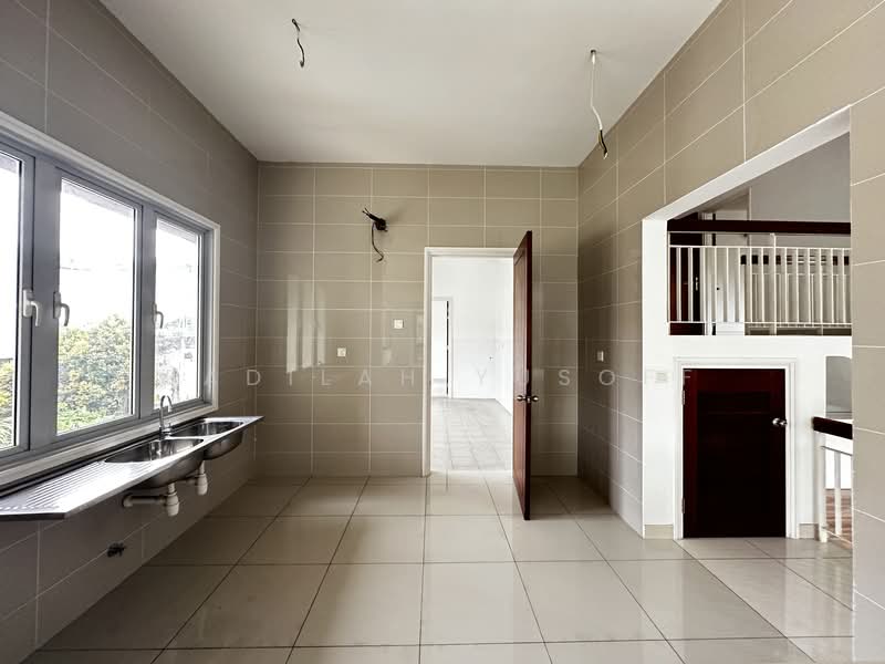 Kayangan Heights untuk Untuk Dijual - RM 2,605,069, Mac 2026 - Kitchen - PropertyGuru.com.my