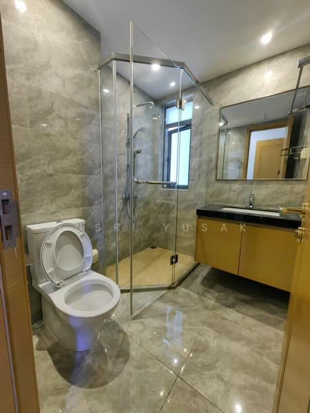 R&F Princess Cove Phase 1 untuk Untuk Disewa - RM 3,400 /bulan, Mac 2026 - Bathroom - PropertyGuru.com.my