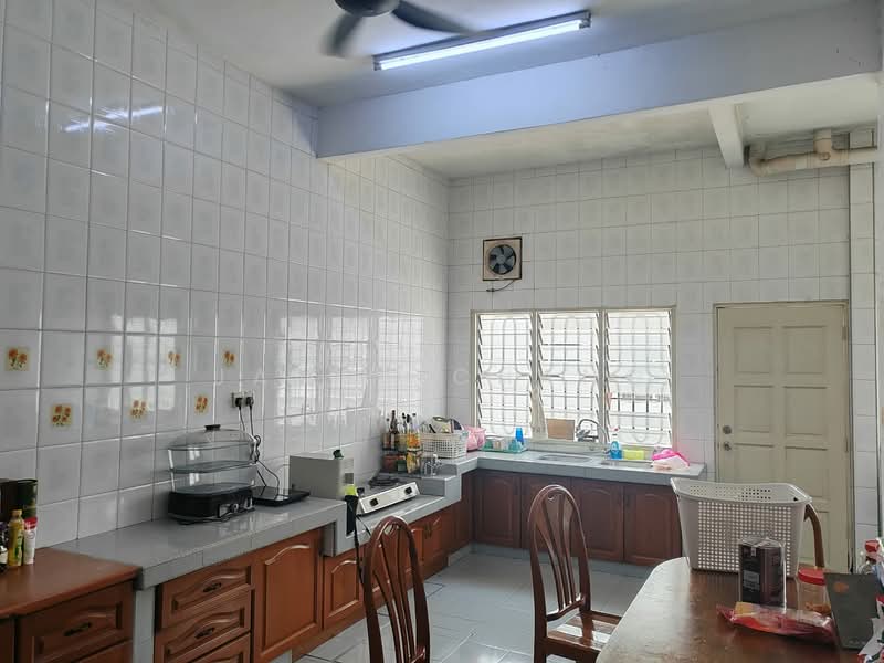 Rumah Teres untuk Dijual di Bandar Bukit Tinggi (Klang) - James Chang - Kitchen - PropertyGuru.com.my