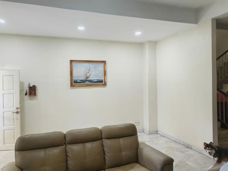 Rumah Teres untuk Dijual di Bandar Bukit Tinggi (Klang) - James Chang - Living Room - PropertyGuru.com.my