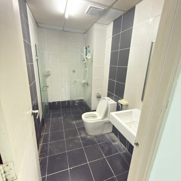 Centrestage Designer Suite untuk Untuk Disewa - RM 1,600 /bulan, Mac 2026 - Bathroom - PropertyGuru.com.my