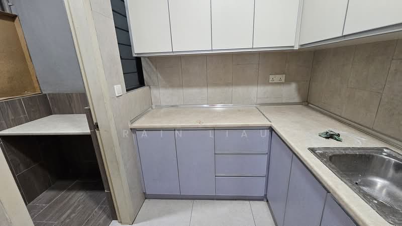 Geo Bukit Rimau untuk Untuk Disewa - RM 1,750 /bulan, Mac 2026 - Kitchen - PropertyGuru.com.my