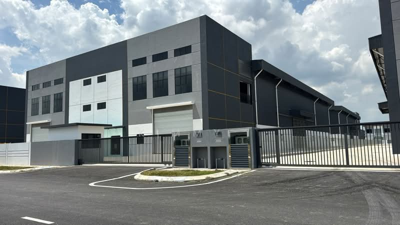 Detached Factory for Rent in Kampung Sri Cheeding (Jenjarom) - Kimmy . - Exterior - PropertyGuru.com.my