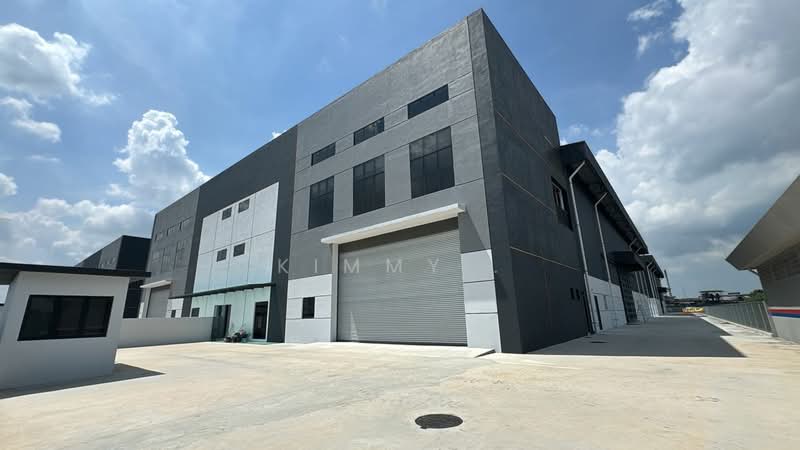Detached Factory for Rent in Kampung Sri Cheeding (Jenjarom) - Kimmy . - Exterior - PropertyGuru.com.my