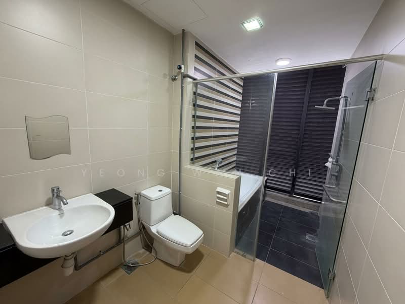 2.5-storey Terraced House for Sale in Bandar Puteri Puchong (Puchong) - Yeong Wan Chi - Bathroom - PropertyGuru.com.my