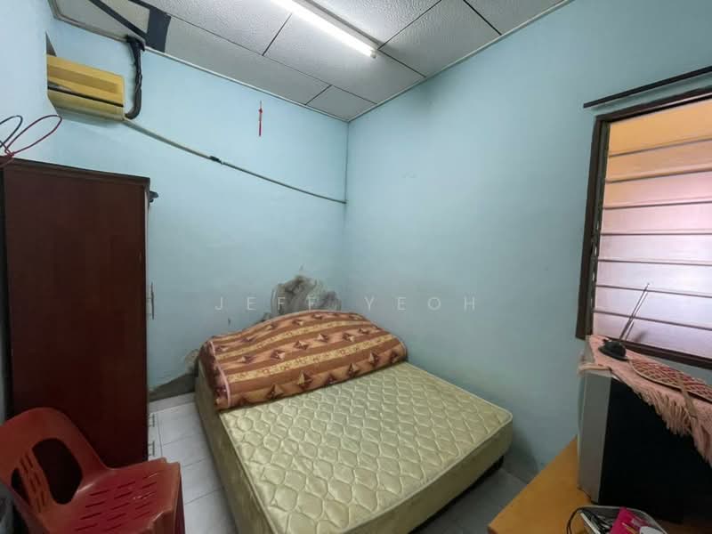 Taman Derga Jaya untuk Untuk Dijual - RM 265,000, Mac 2026 - Bedroom - PropertyGuru.com.my