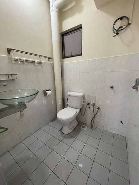 Condominium for Sale at Teratai Mewah Condominium - Daniel Chin - Bathroom - PropertyGuru.com.my