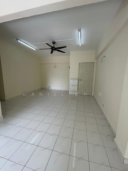 Condominium for Sale at Teratai Mewah Condominium - Daniel Chin - Living Room - PropertyGuru.com.my
