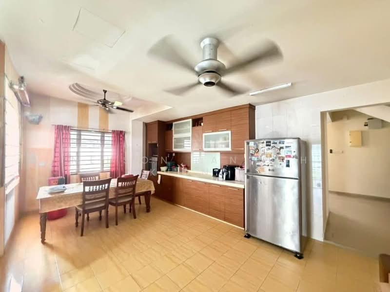 Taman johor taman johor taman johor untuk Untuk Dijual - RM 1,600,000, Mac 2026 - Kitchen - PropertyGuru.com.my