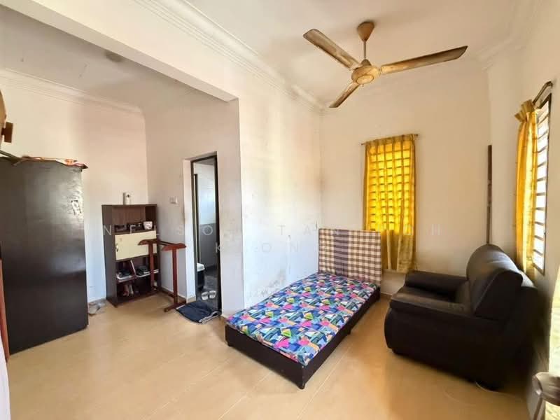 Taman johor taman johor taman johor untuk Untuk Dijual - RM 1,600,000, Mac 2026 - Bedroom - PropertyGuru.com.my