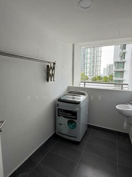 Iskandar Residences untuk Untuk Disewa - RM 3,500 /bulan, Mac 2026 - Balcony - PropertyGuru.com.my