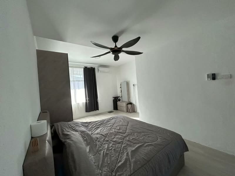 CORNER LOT 2 STOREY HOUSE TAMAN RIANG 4 BEDROOMS untuk Untuk Dijual - RM 810,000, Mac 2026 - Bedroom - PropertyGuru.com.my