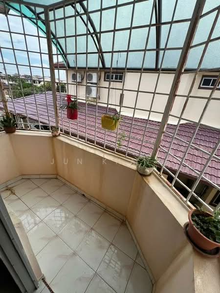 Taman Bahagia untuk Untuk Dijual - RM 780,000, Mac 2026 - Balcony - PropertyGuru.com.my
