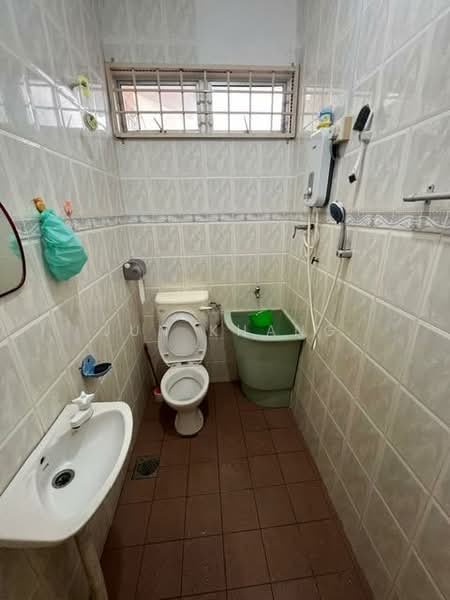 Taman Bahagia untuk Untuk Dijual - RM 780,000, Mac 2026 - Bathroom - PropertyGuru.com.my