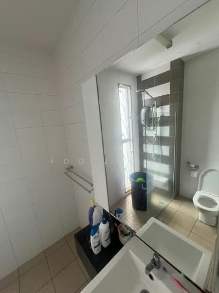 2-storey Terraced House for Sale in Cahaya Spk (Shah Alam) - Foo Jenny - Bathroom - PropertyGuru.com.my