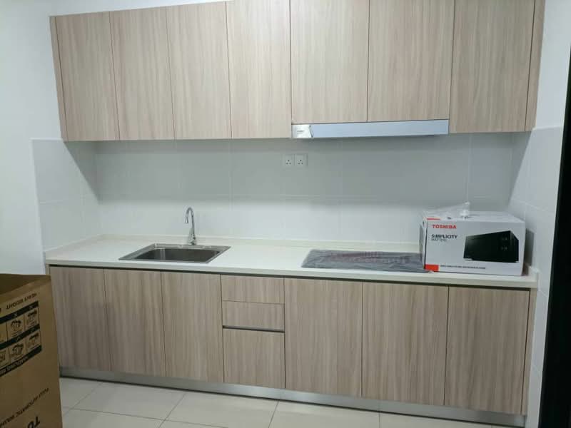 Veranda Residence untuk Untuk Disewa - RM 1,400 /bulan, Mac 2026 - Kitchen - PropertyGuru.com.my
